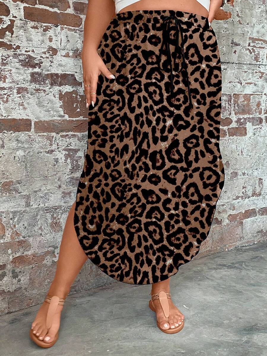 Saia Feminino com bainha curvada - Arienne