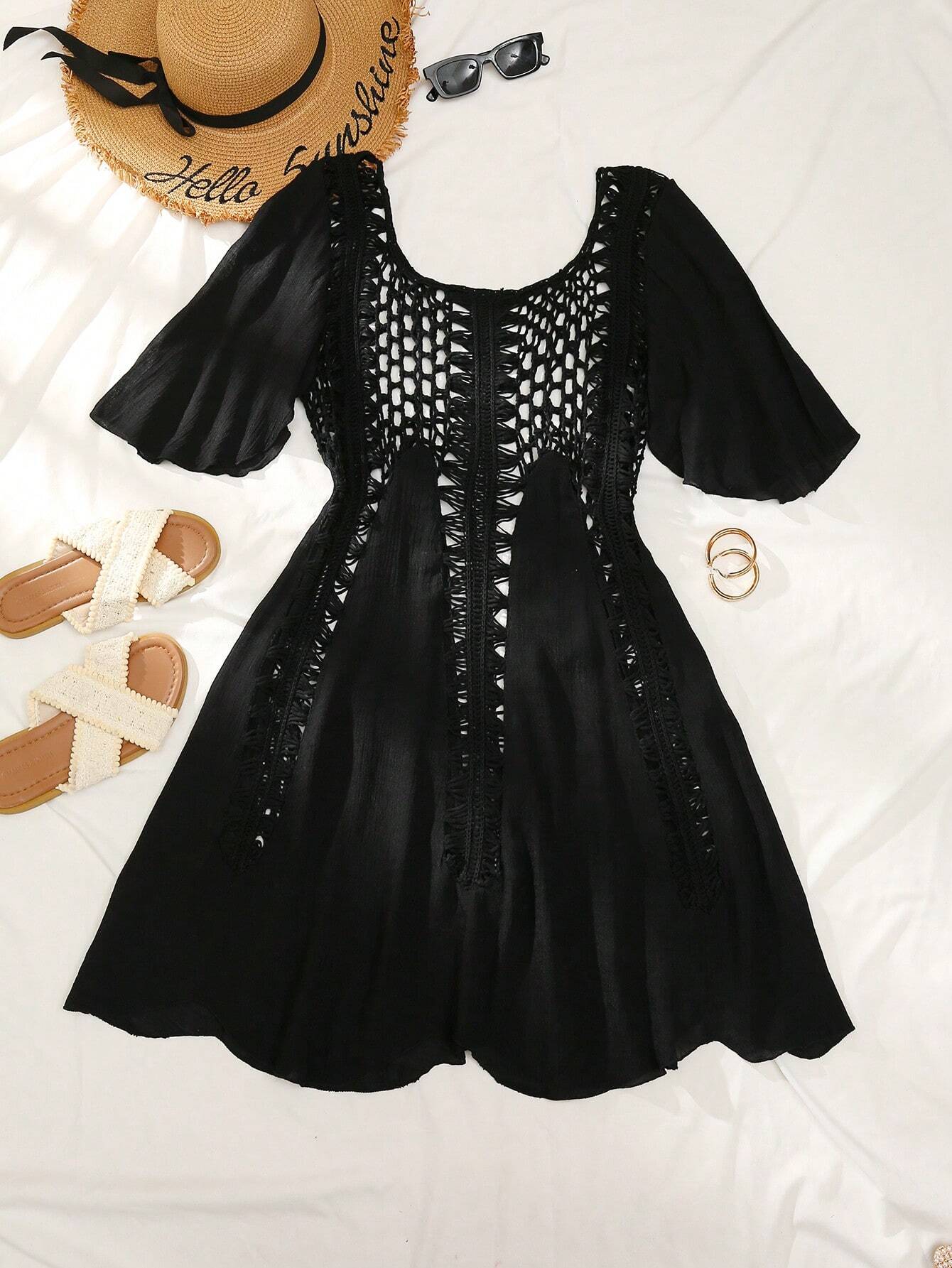 Vestido de Cobertura Feminino com Inserções em Crochê e Mangas Fluidas - Beatriz